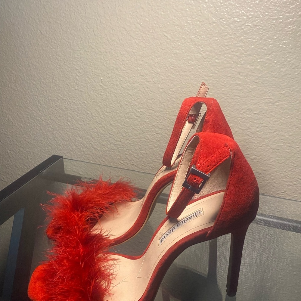 CHARLES DAVID Red Feathered Heels - Picture 4 of 11